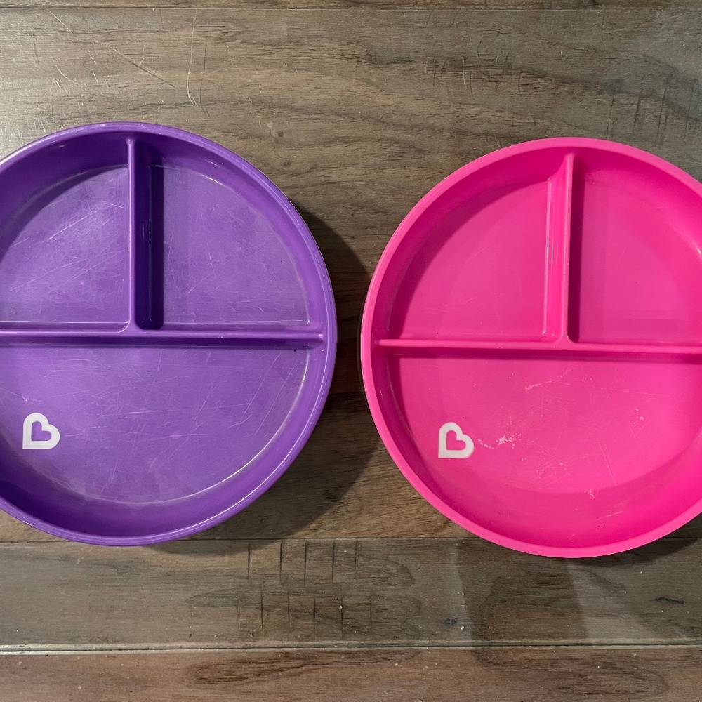 2-Piece Suctioned Toddler Plate Set